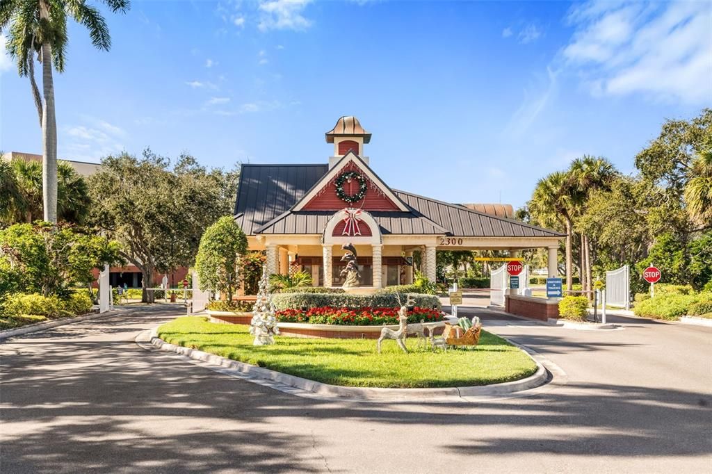 For Sale: $239,900 (2 beds, 2 baths, 1256 Square Feet)