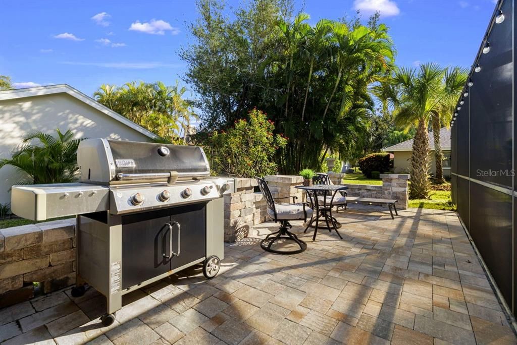 For Sale: $734,900 (4 beds, 2 baths, 2314 Square Feet)