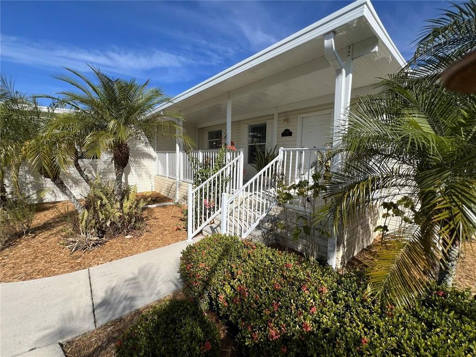 На продажу: $195,000 (2 спален, 2 ванн, 1080 Квадратных фут)