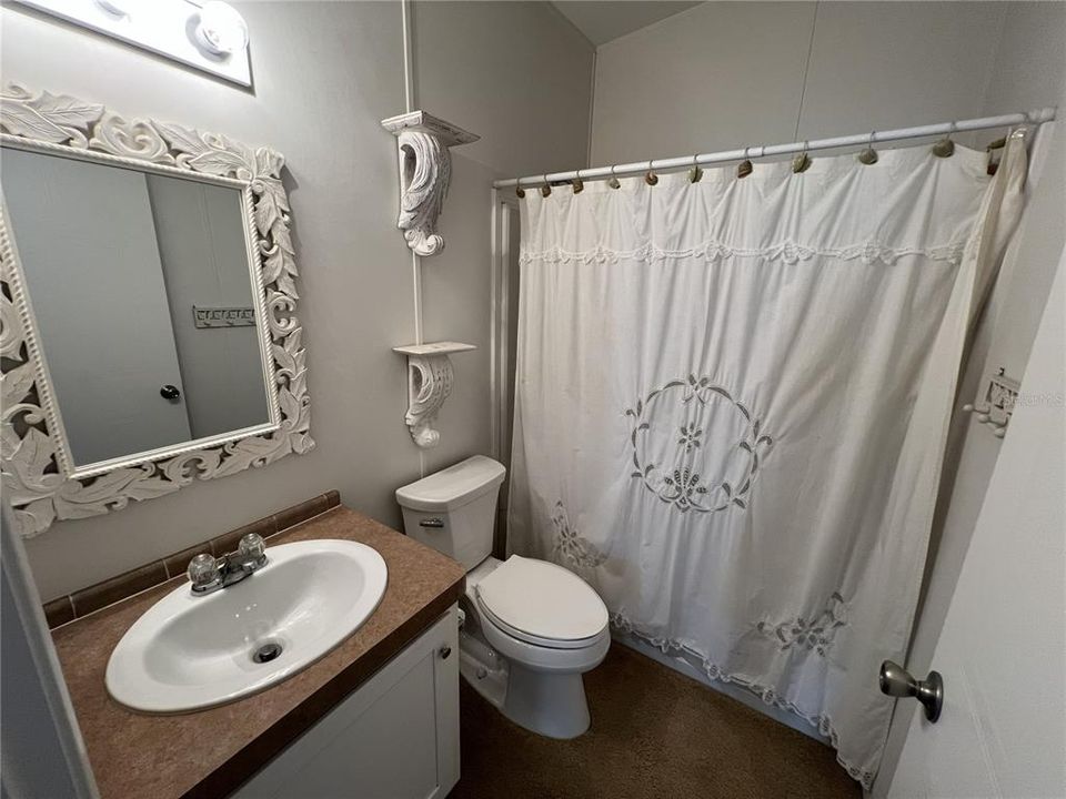 На продажу: $195,000 (2 спален, 2 ванн, 1080 Квадратных фут)