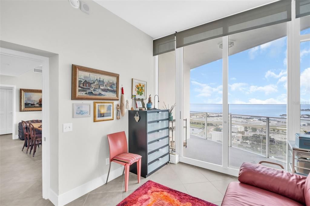 En Venta: $1,125,000 (2 camas, 2 baños, 1269 Pies cuadrados)