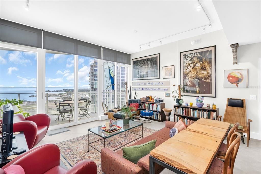 En Venta: $1,125,000 (2 camas, 2 baños, 1269 Pies cuadrados)