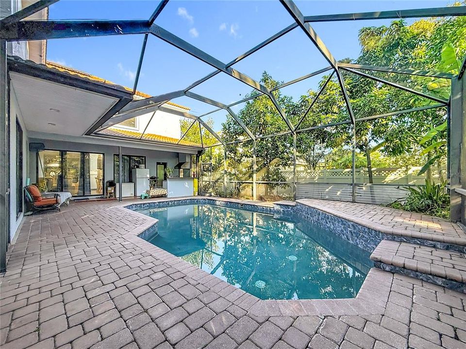 En Renta: $14,999 (6 camas, 7 baños, 5799 Pies cuadrados)