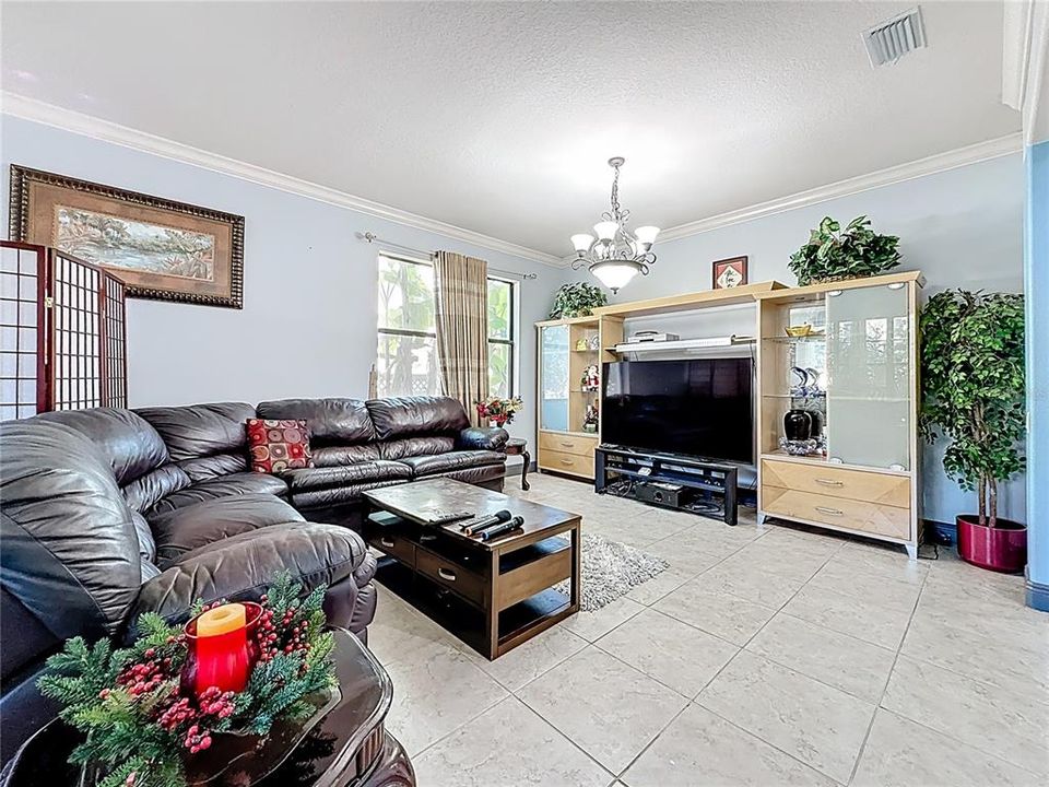 En Renta: $14,999 (6 camas, 7 baños, 5799 Pies cuadrados)