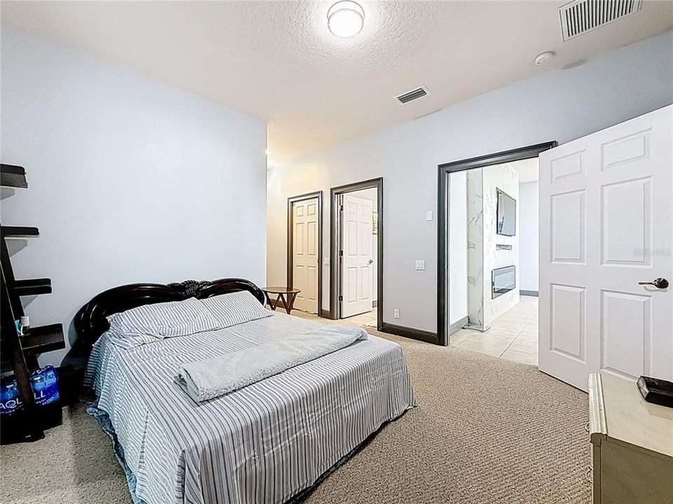 En Renta: $14,999 (6 camas, 7 baños, 5799 Pies cuadrados)