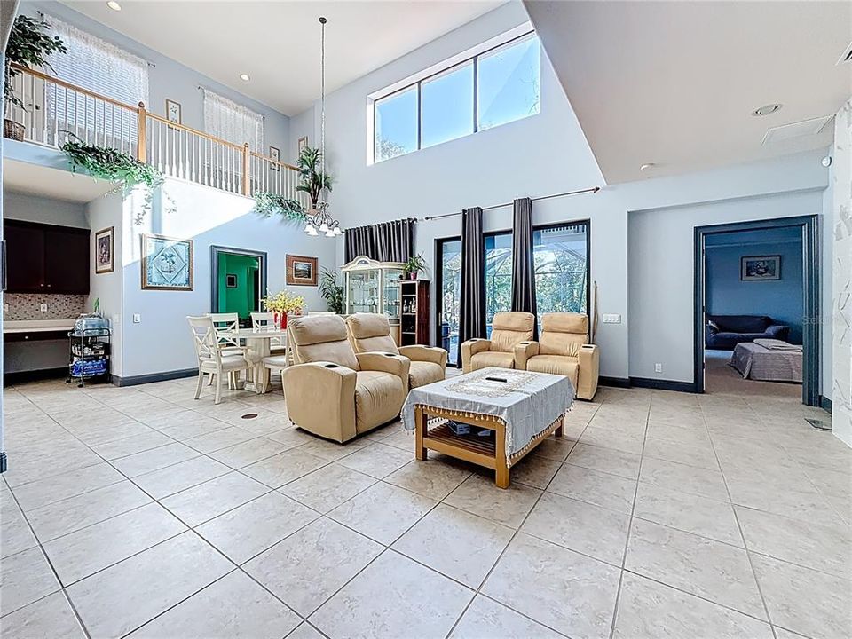 En Renta: $14,999 (6 camas, 7 baños, 5799 Pies cuadrados)