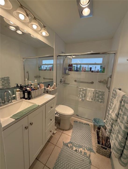 For Sale: $249,900 (2 beds, 2 baths, 1215 Square Feet)