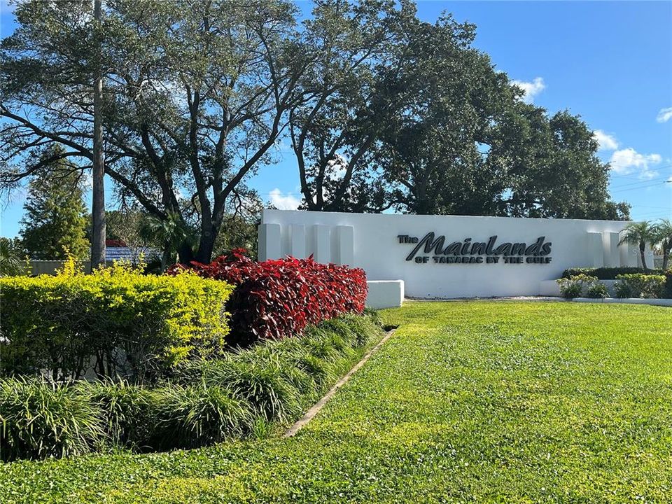 For Sale: $249,900 (2 beds, 2 baths, 1215 Square Feet)