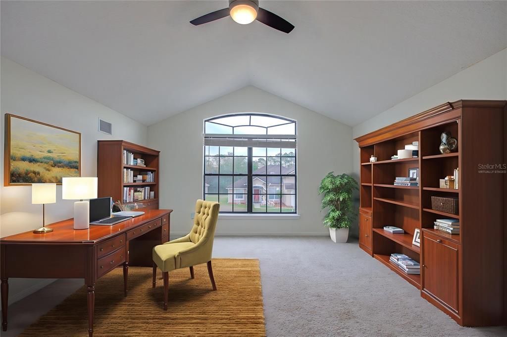 На продажу: $350,000 (4 спален, 3 ванн, 2422 Квадратных фут)