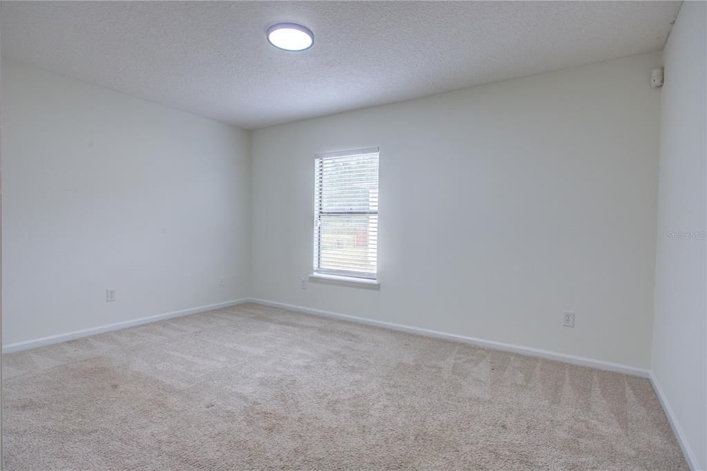 На продажу: $350,000 (4 спален, 3 ванн, 2422 Квадратных фут)