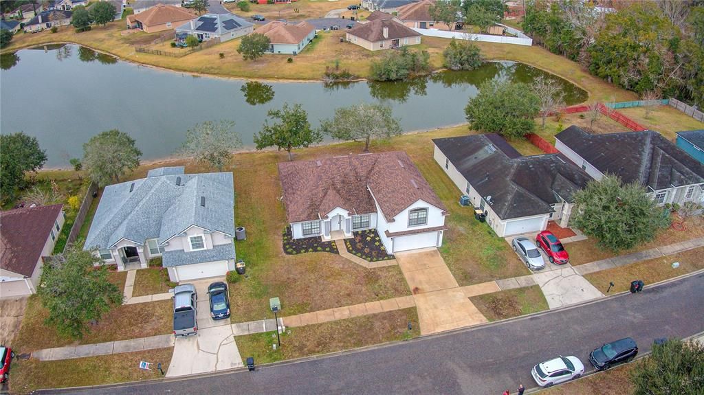 На продажу: $350,000 (4 спален, 3 ванн, 2422 Квадратных фут)