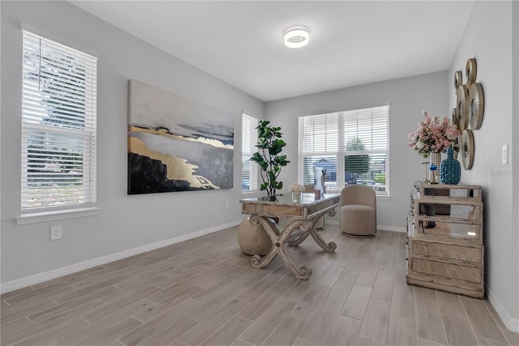 На продажу: $699,000 (5 спален, 4 ванн, 3541 Квадратных фут)