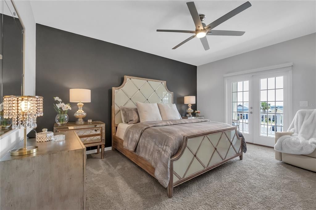 На продажу: $699,000 (5 спален, 4 ванн, 3541 Квадратных фут)