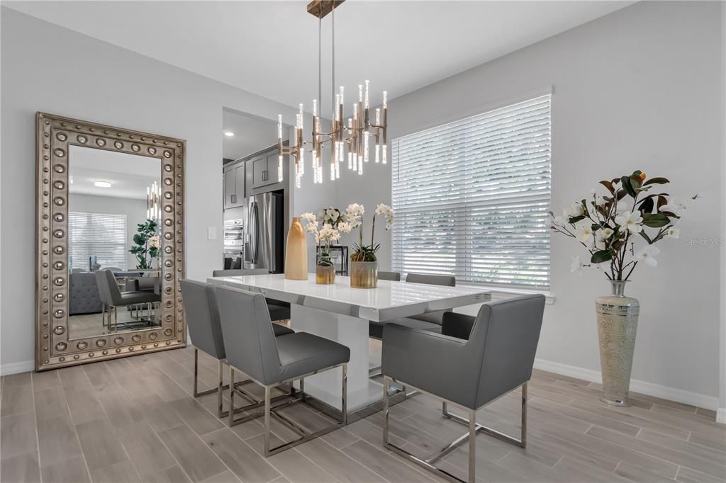 На продажу: $699,000 (5 спален, 4 ванн, 3541 Квадратных фут)