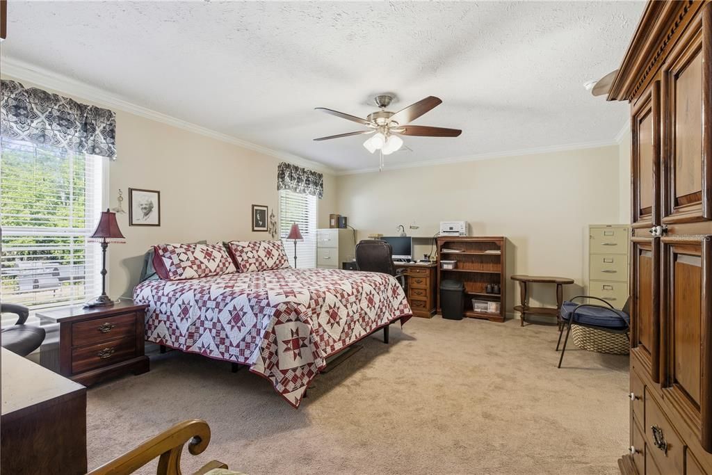 En Venta: $225,000 (3 camas, 2 baños, 1830 Pies cuadrados)