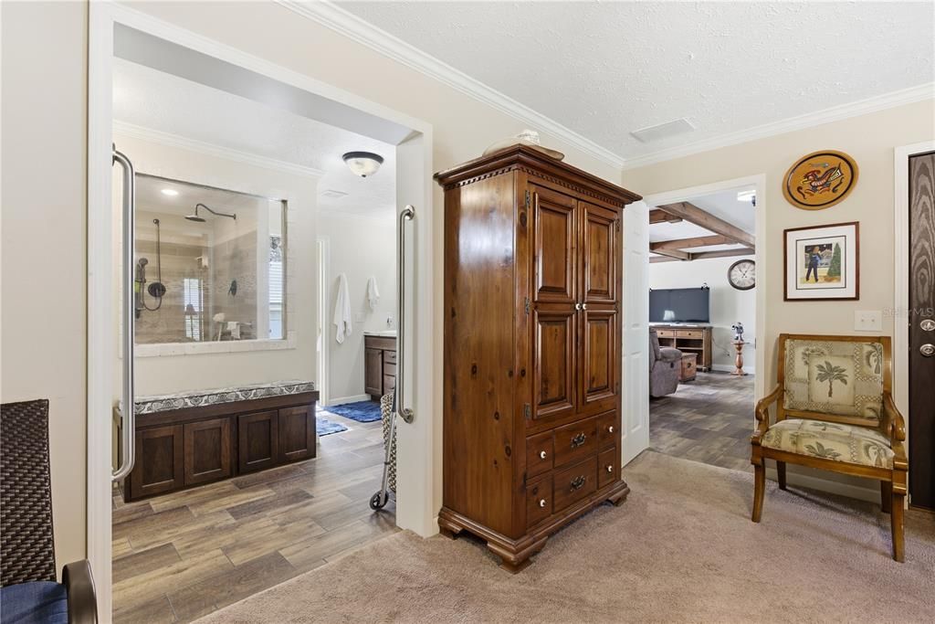 En Venta: $225,000 (3 camas, 2 baños, 1830 Pies cuadrados)