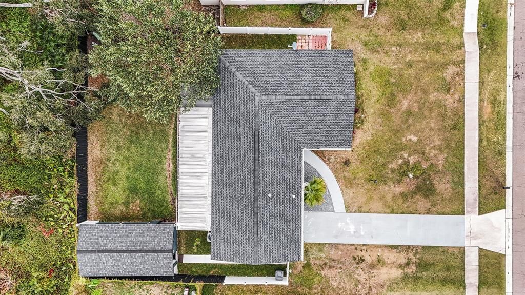 For Sale: $449,000 (5 beds, 4 baths, 1520 Square Feet)