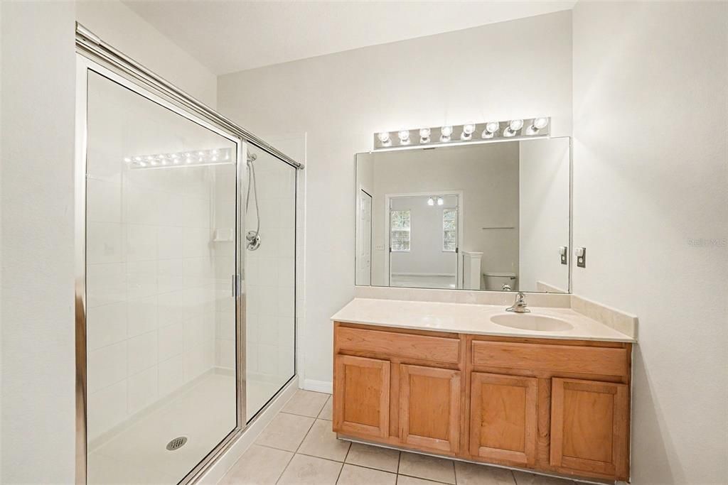 For Sale: $380,000 (3 beds, 2 baths, 1799 Square Feet)