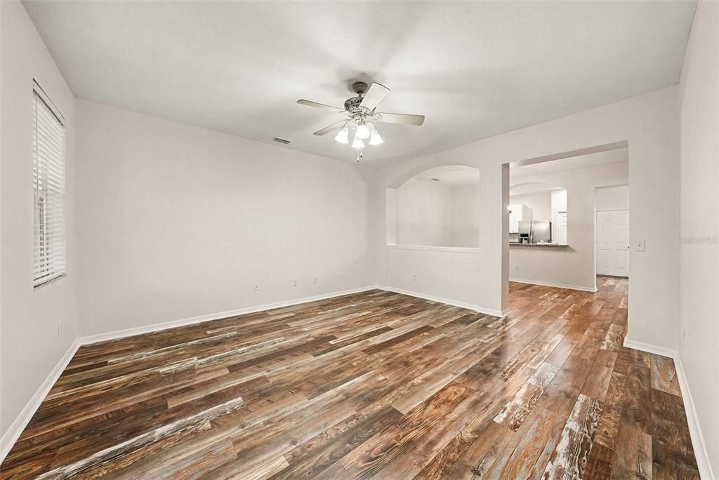 For Sale: $380,000 (3 beds, 2 baths, 1799 Square Feet)