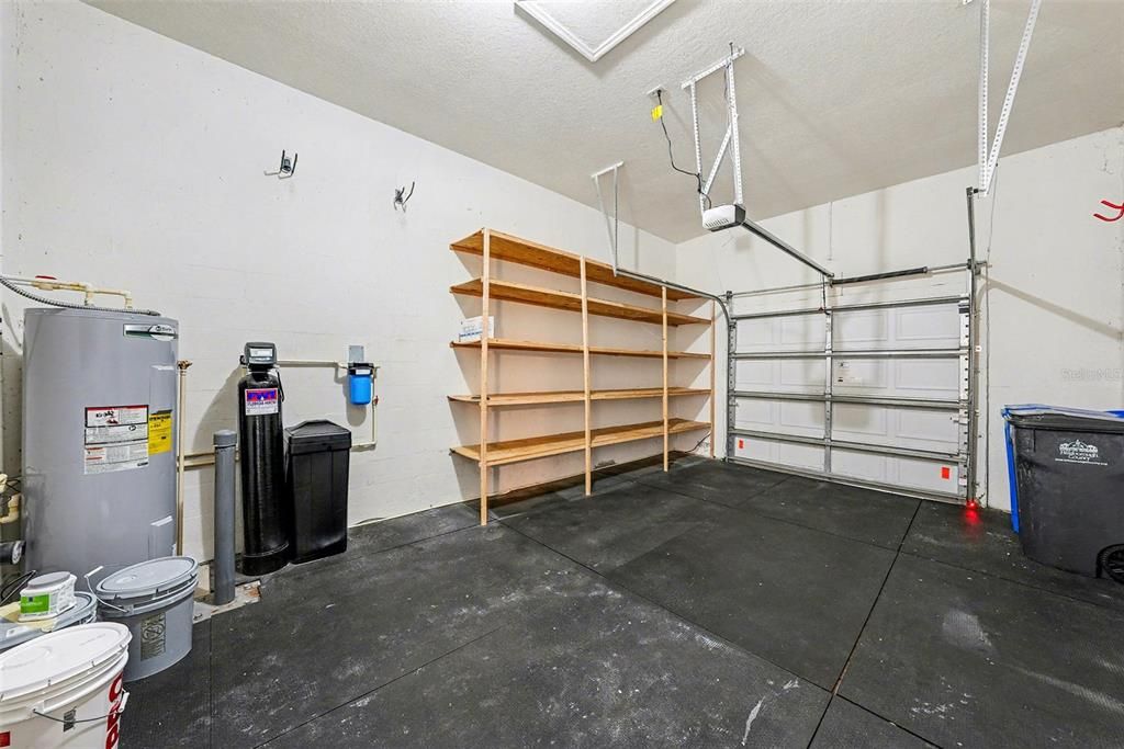 For Sale: $380,000 (3 beds, 2 baths, 1799 Square Feet)