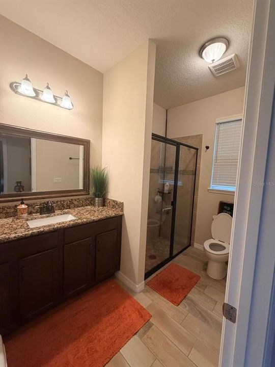 For Rent: $3,200 (4 beds, 3 baths, 2735 Square Feet)