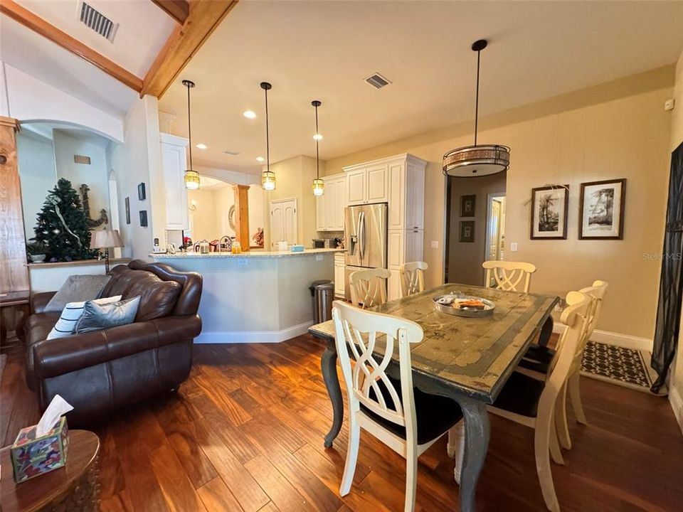 For Rent: $3,800 (4 beds, 3 baths, 3476 Square Feet)