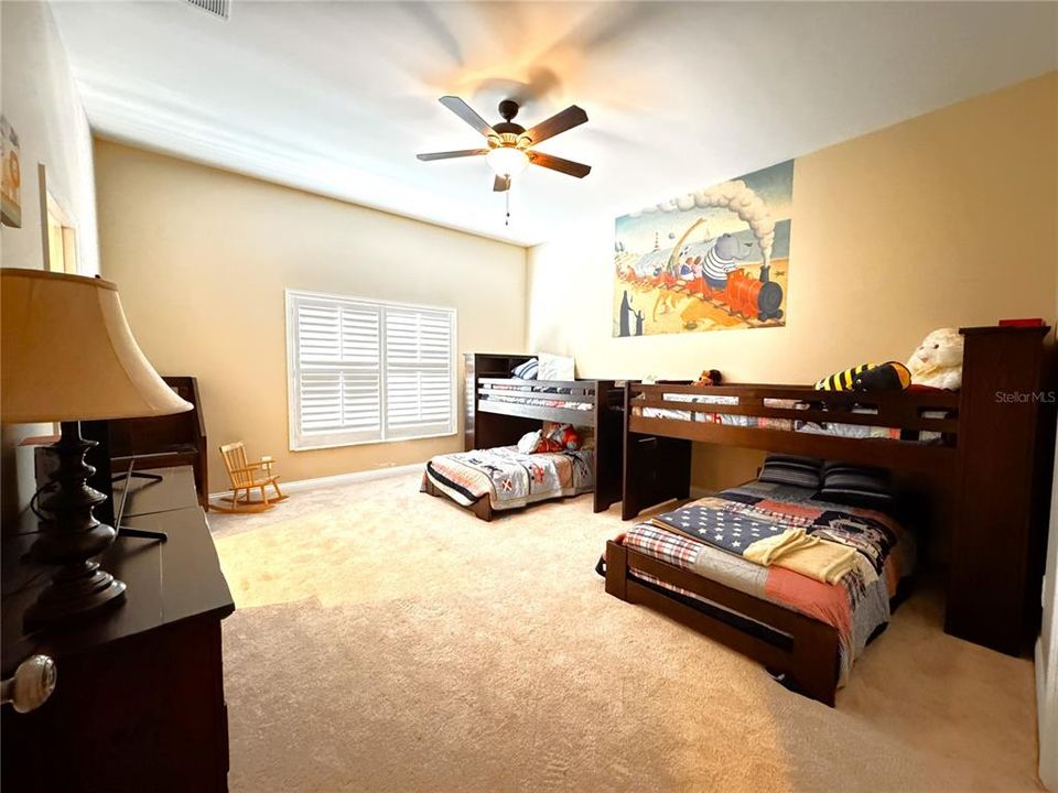 For Rent: $3,800 (4 beds, 3 baths, 3476 Square Feet)