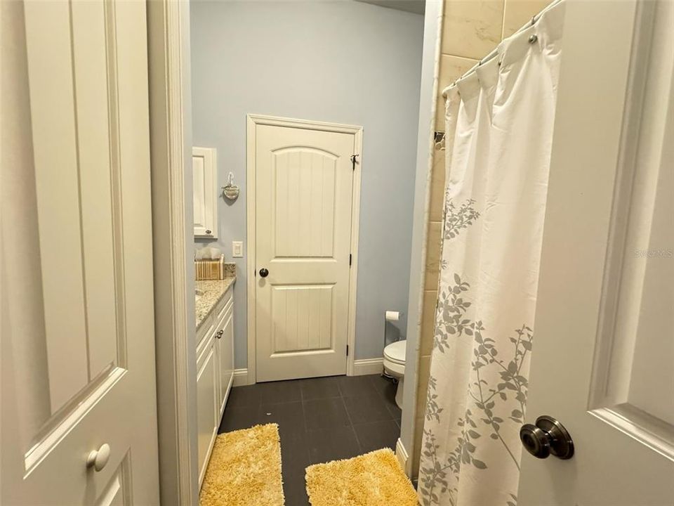 For Rent: $3,800 (4 beds, 3 baths, 3476 Square Feet)