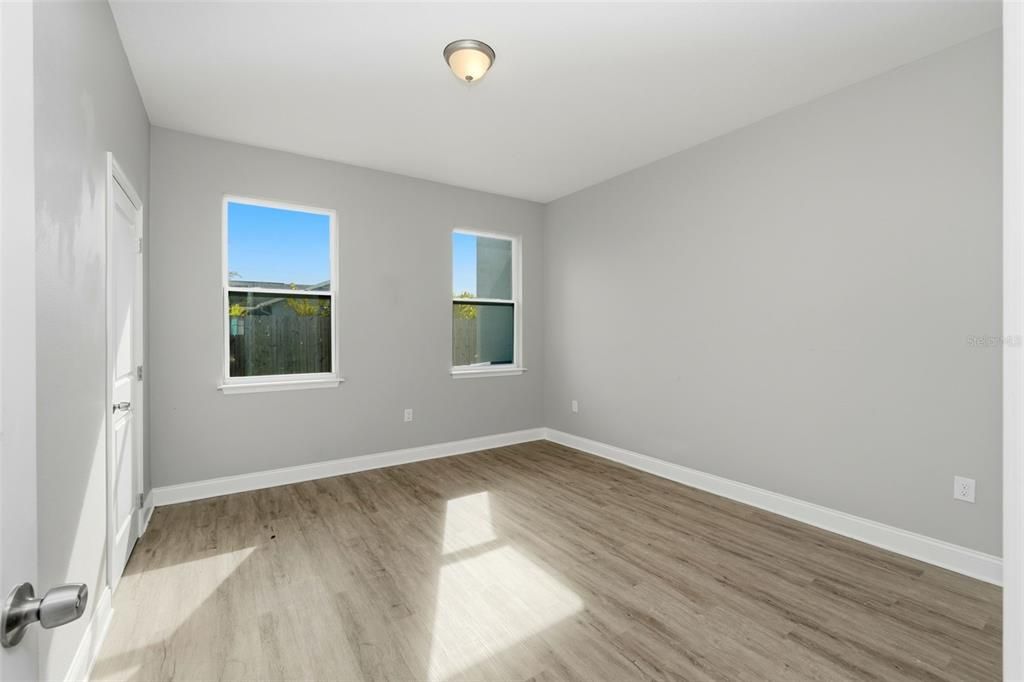 For Rent: $1,800 (3 beds, 2 baths, 1255 Square Feet)