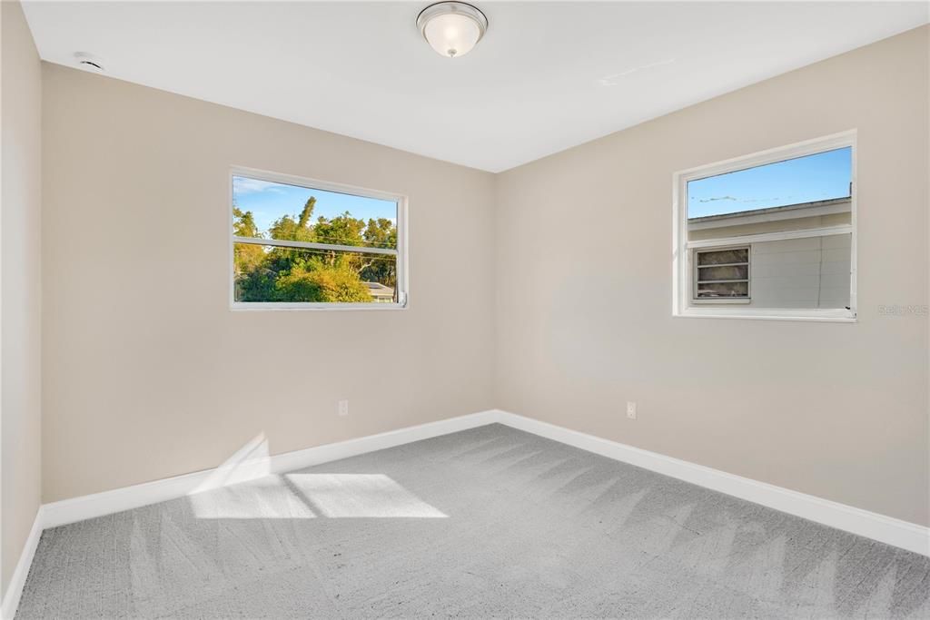 En Venta: $419,900 (5 camas, 2 baños, 1862 Pies cuadrados)