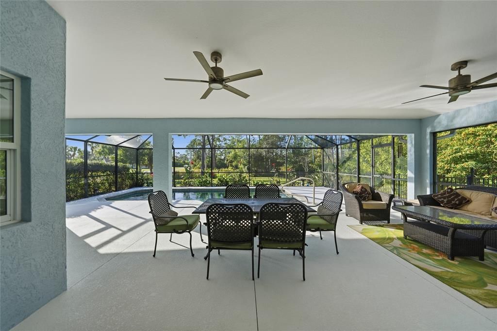 For Sale: $550,000 (3 beds, 2 baths, 1731 Square Feet)