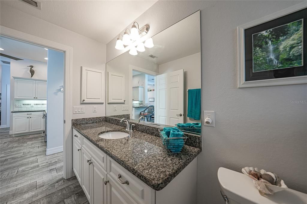 For Sale: $550,000 (3 beds, 2 baths, 1731 Square Feet)