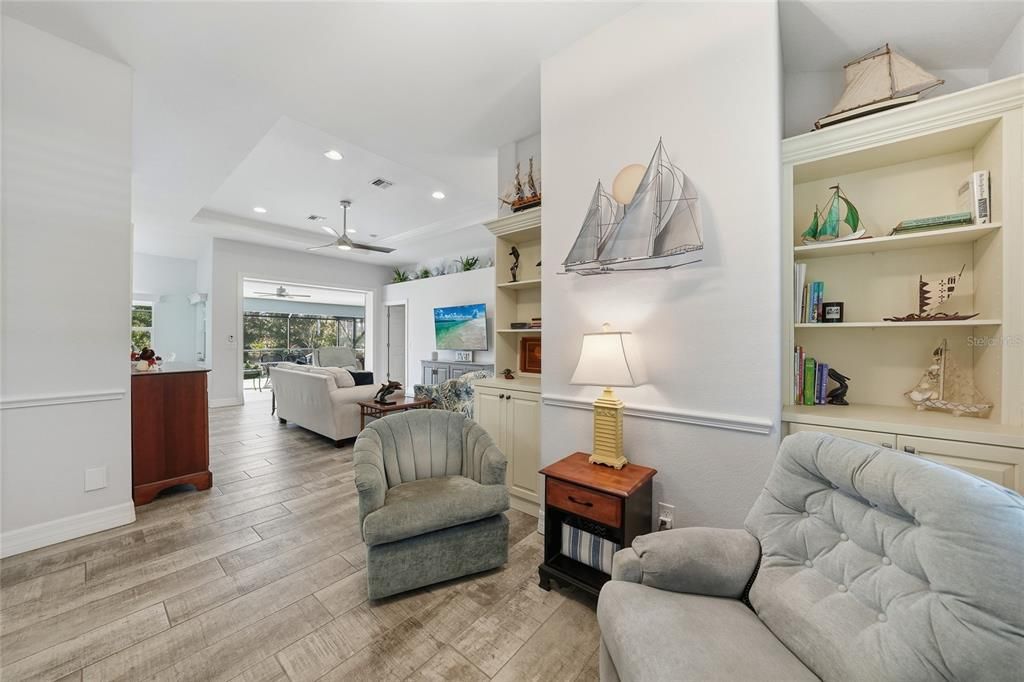 For Sale: $550,000 (3 beds, 2 baths, 1731 Square Feet)