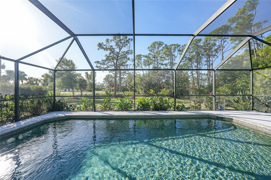 For Sale: $550,000 (3 beds, 2 baths, 1731 Square Feet)