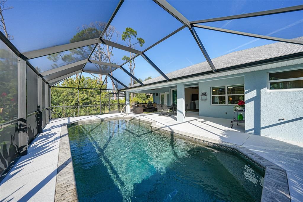 For Sale: $550,000 (3 beds, 2 baths, 1731 Square Feet)