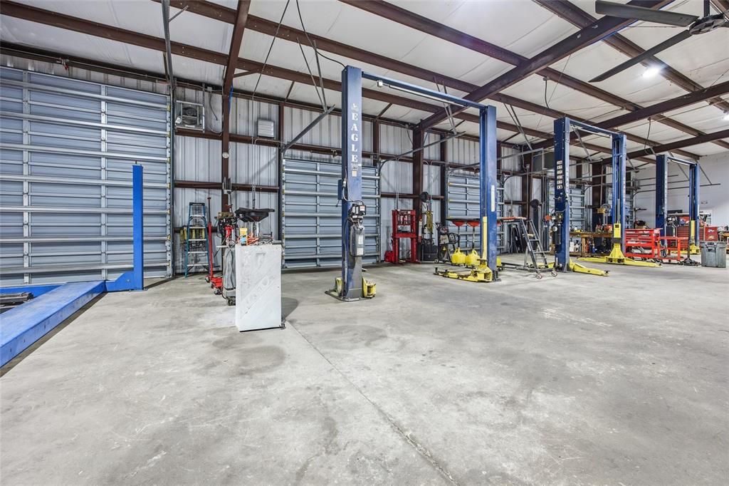 На продажу: $2,500,000 (0 спален, 0 ванн, 4950 Квадратных фут)