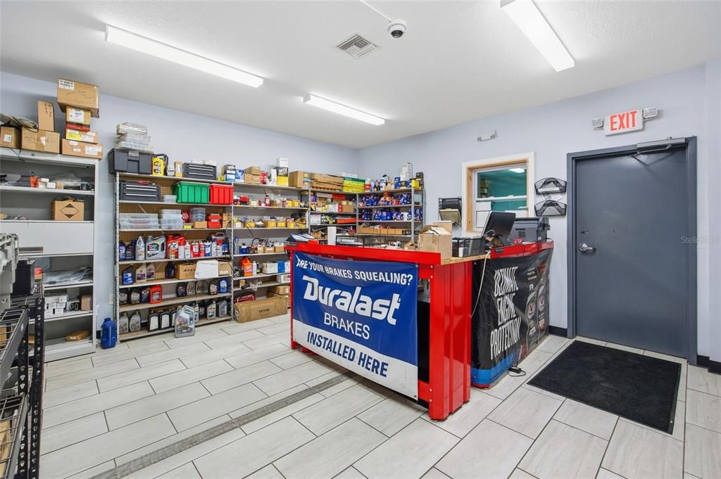 На продажу: $2,500,000 (0 спален, 0 ванн, 4950 Квадратных фут)