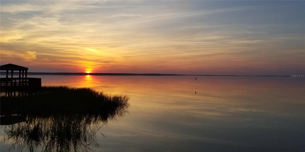 For Sale: $984,900 (4 beds, 2 baths, 3097 Square Feet)