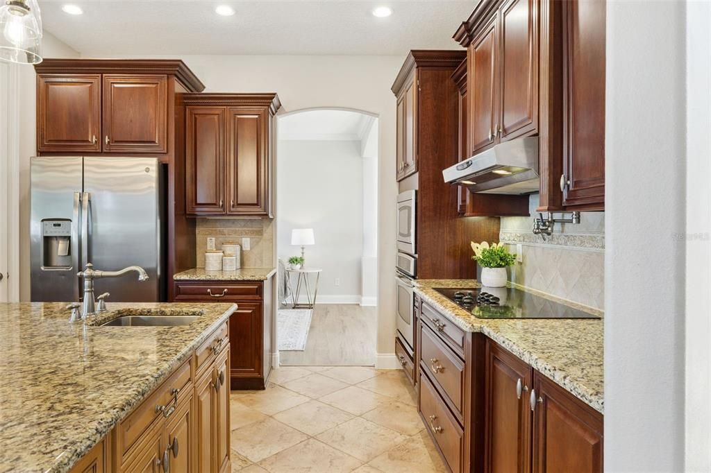 For Sale: $984,900 (4 beds, 2 baths, 3097 Square Feet)