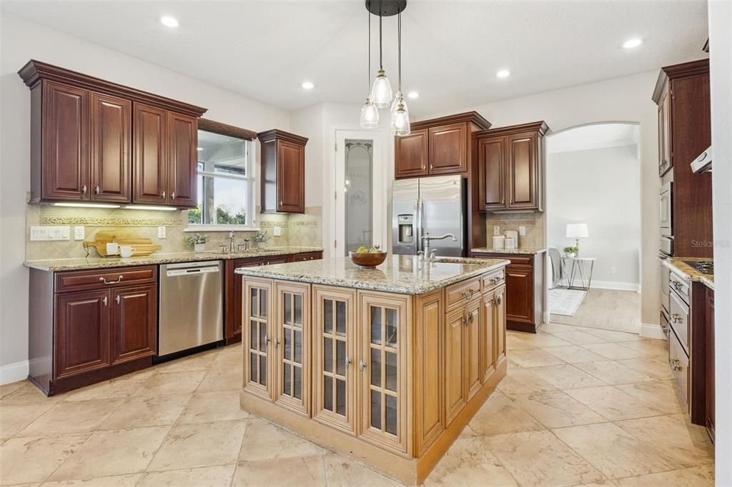 For Sale: $984,900 (4 beds, 2 baths, 3097 Square Feet)