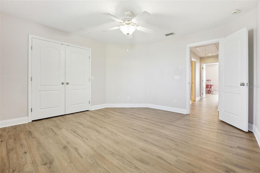 For Sale: $984,900 (4 beds, 2 baths, 3097 Square Feet)