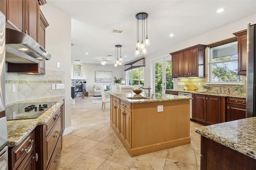 For Sale: $984,900 (4 beds, 2 baths, 3097 Square Feet)