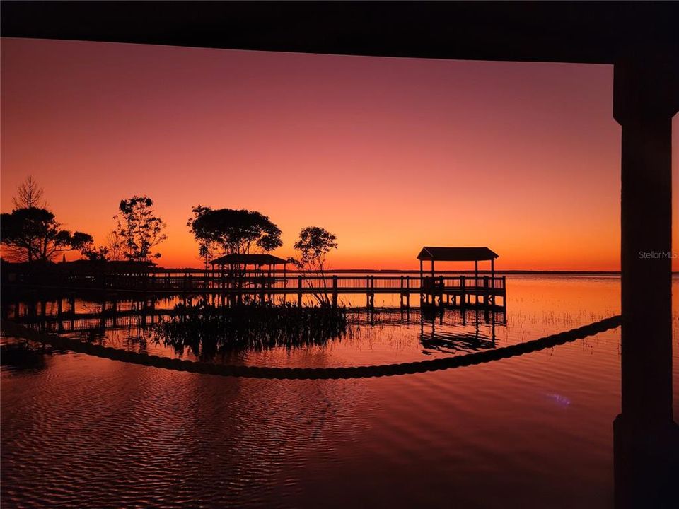 For Sale: $984,900 (4 beds, 2 baths, 3097 Square Feet)