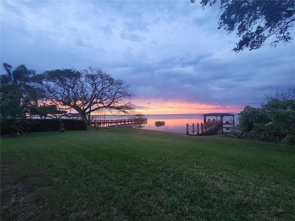 For Sale: $984,900 (4 beds, 2 baths, 3097 Square Feet)