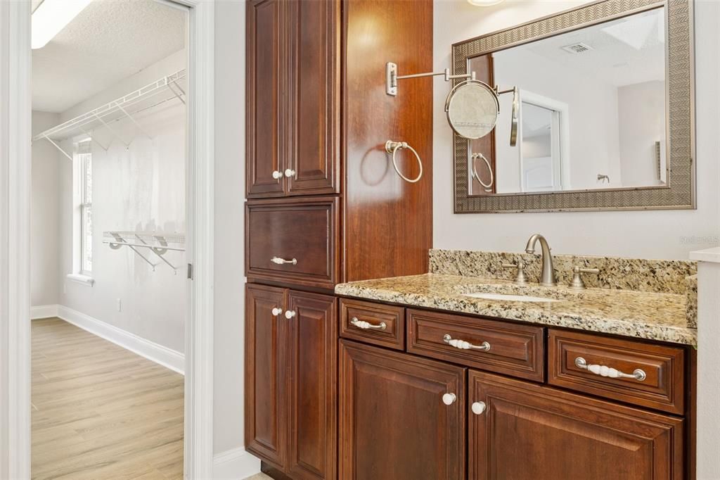 For Sale: $984,900 (4 beds, 2 baths, 3097 Square Feet)