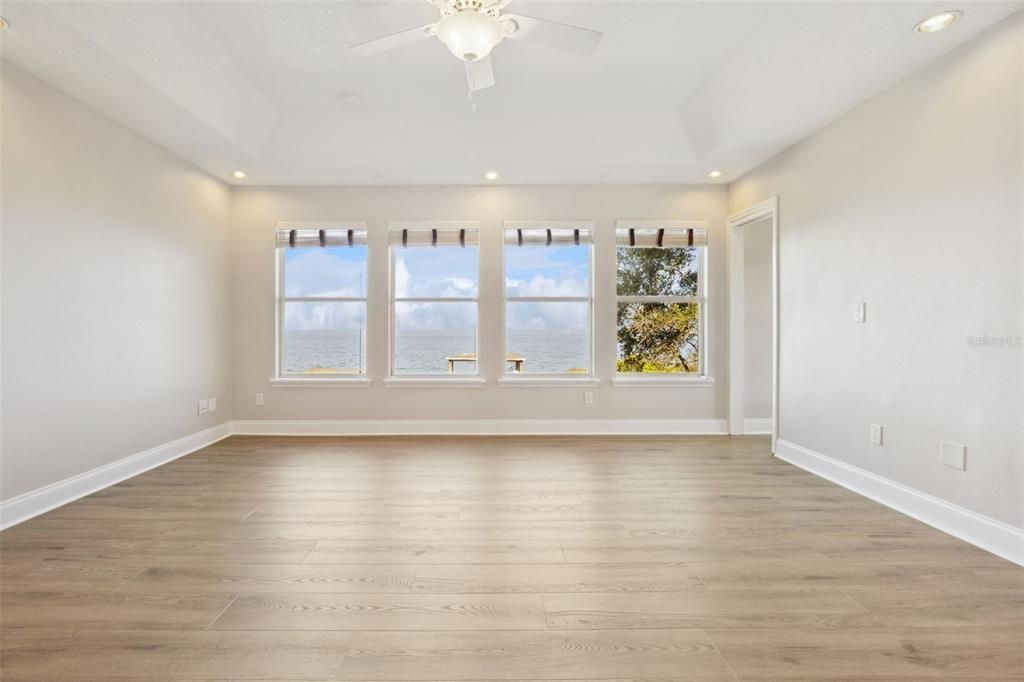 For Sale: $984,900 (4 beds, 2 baths, 3097 Square Feet)