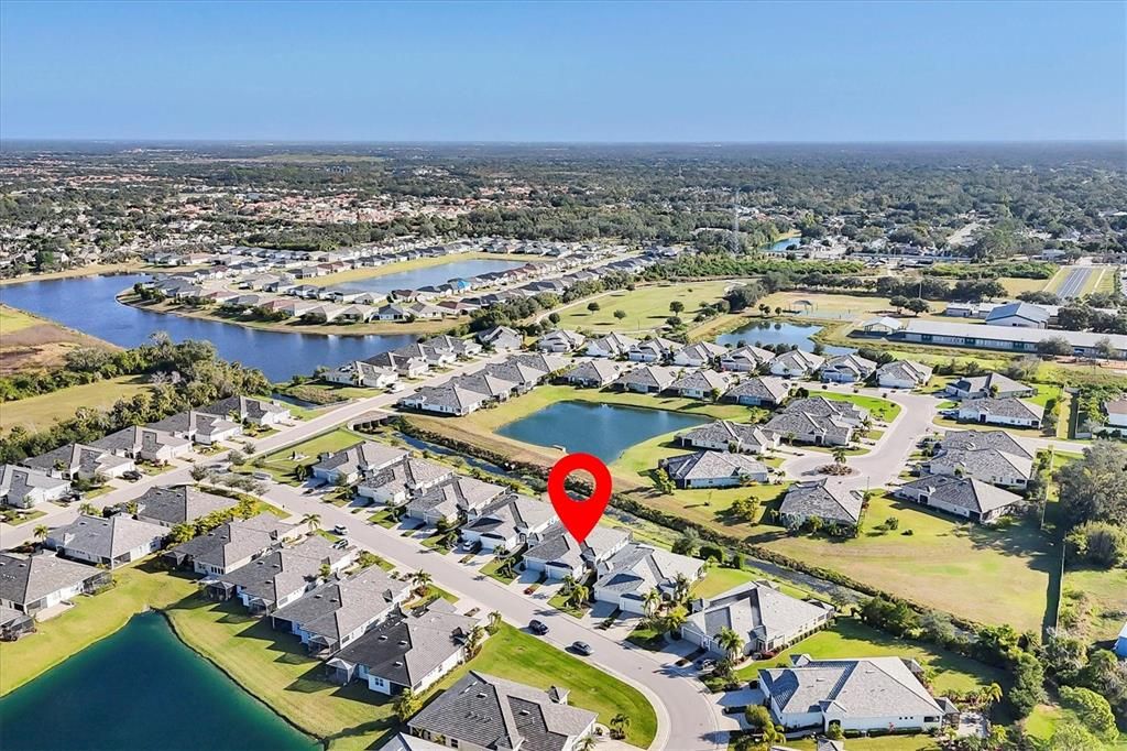 待售: $385,000 (2 贝兹, 2 浴室, 1426 平方英尺)