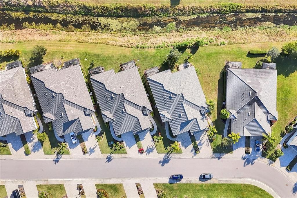 待售: $385,000 (2 贝兹, 2 浴室, 1426 平方英尺)