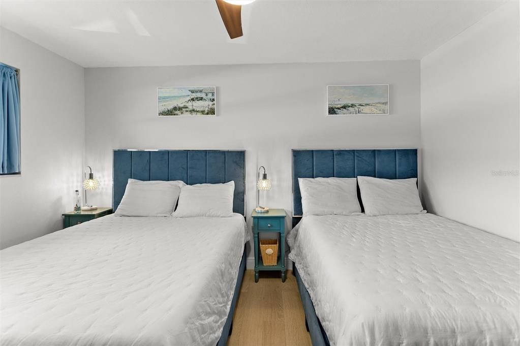 For Rent: $2,750 (2 beds, 2 baths, 1250 Square Feet)