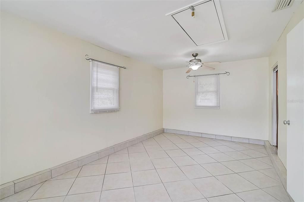 En Renta: $2,450 (2 camas, 1 baños, 1609 Pies cuadrados)